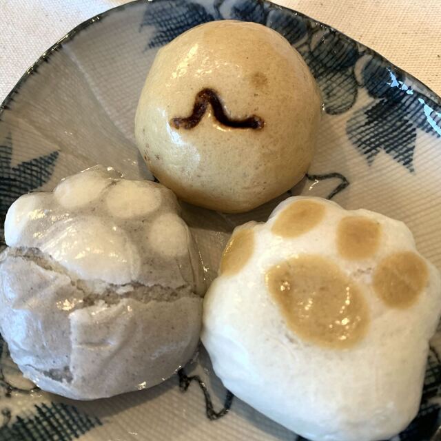 宝万頭本舗 タカラマンジュウホンポ 北四番丁 和菓子 食べログ 宝万頭本舗 タカラマンジュウホンポ 北四番丁 和菓子 食べログ