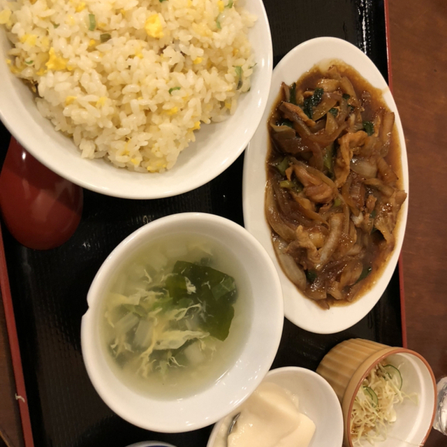 九龍餃子房 秀 クーロンギョウザボウ 新宿三丁目 中華料理 食べログ