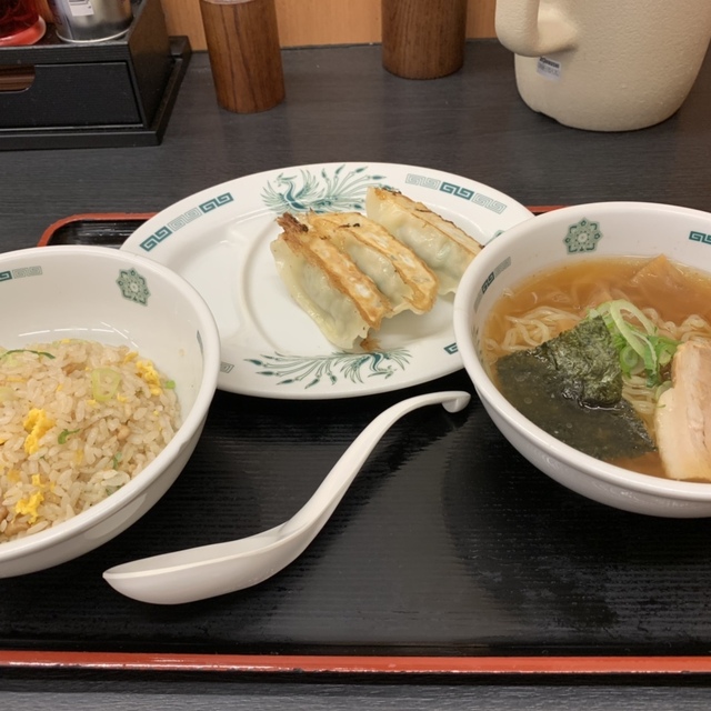 閉店 日高屋 三軒茶屋茶沢通店 三軒茶屋 ラーメン 食べログ