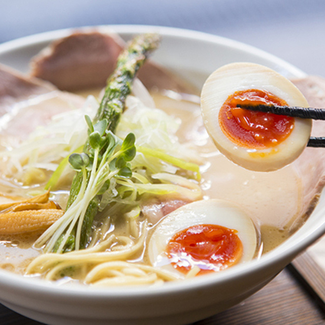 麺69 チキンヒーロー メンロック チキンヒーロー 塚口 阪急 ラーメン 食べログ