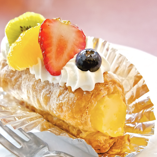 チロル 鐘山店 富士山 ケーキ 食べログ