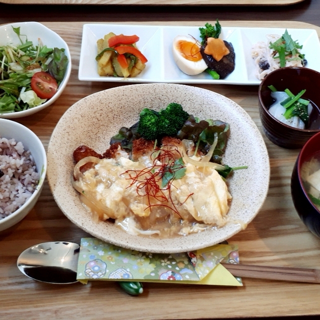 愛彩 週替わりランチ 多賀大社前 定食 食堂 食べログ