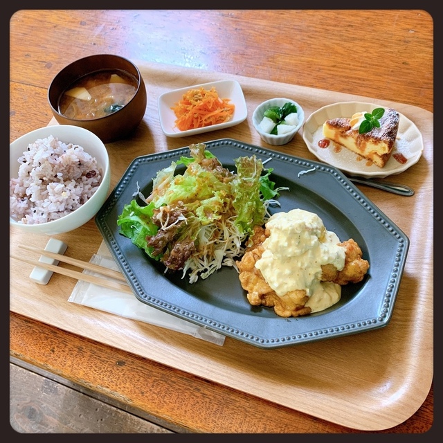 エミュ ザ キッチン Emu The Kitchen 福音寺 カフェ 食べログ