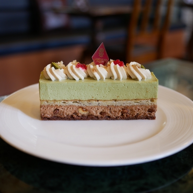 ガトー ド ボワ ラボラトワール Gateau Des Bois Laboratoire 尼ケ辻 ケーキ 食べログ