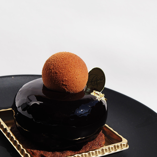 セルノー ドゥ ノワ Cerneaux De Noix 青葉通一番町 ケーキ 食べログ