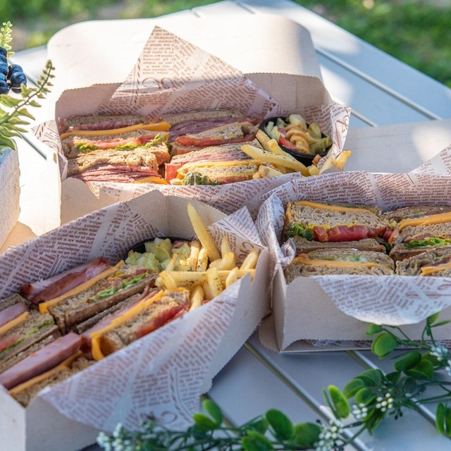 West ウエスト 万博記念公園 カフェ 食べログ