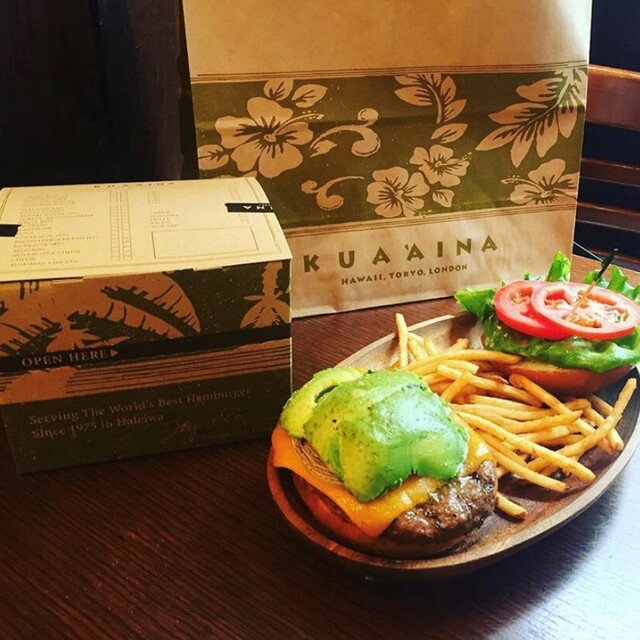 クアアイナ 丸ビル店（KUA'AINA） - 二重橋前（ハンバーガー）の写真（食べログが提供するog:image）