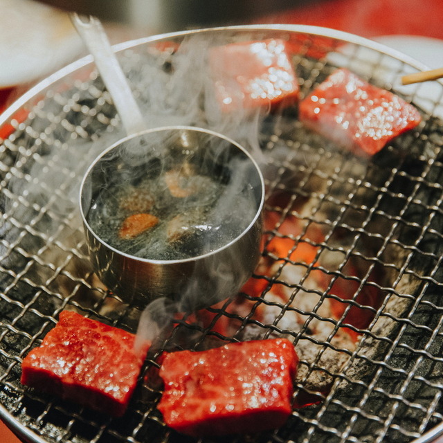 【保存版】三越前駅の焼肉24選！接客◎コスパ◎アットホーム◎でランチから接待にもおすすめ【グルメライターが徹底ガイド】