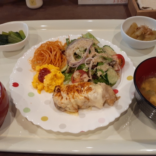 ファラウェイ Far Away 玉造 ｊｒ カフェ 食べログ