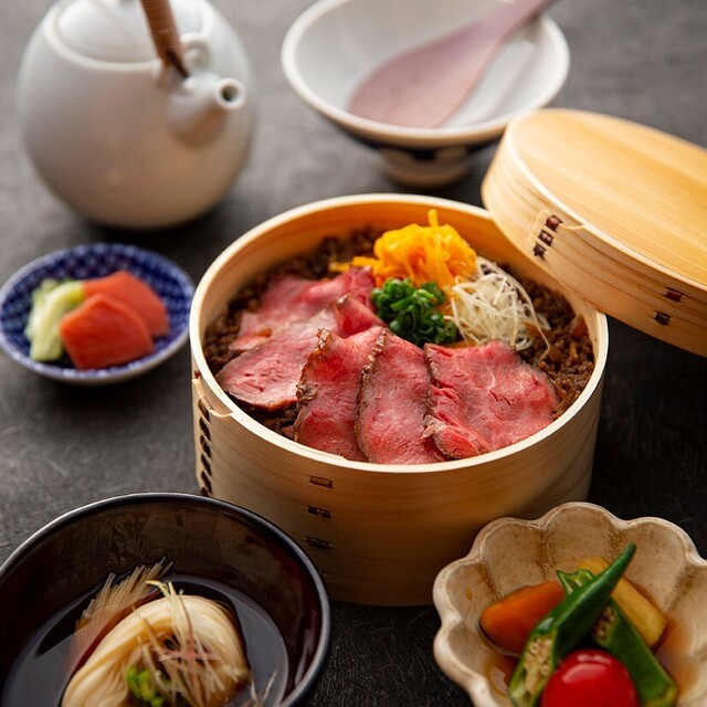 すき焼きと牛まぶし ももしき 近鉄奈良 すき焼き ネット予約可 食べログ