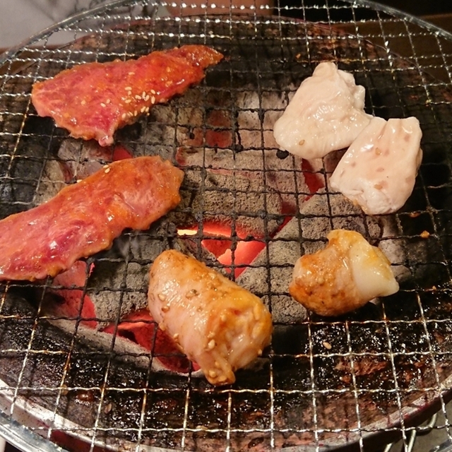 牛繁 下北沢店 - 下北沢（焼肉）の写真（食べログが提供するog:image）