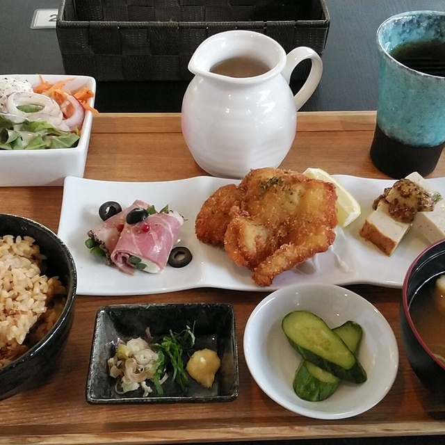 108 Cafe トンヤカフェ 越前開発 カフェ 食べログ