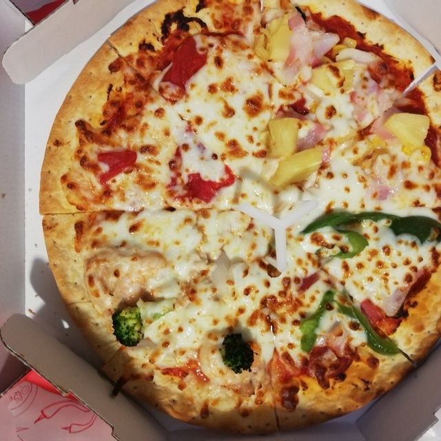 口コミ一覧 ピザハット 流山おおたかの森店 Pizza Hut 流山おおたかの森 ピザ 食べログ