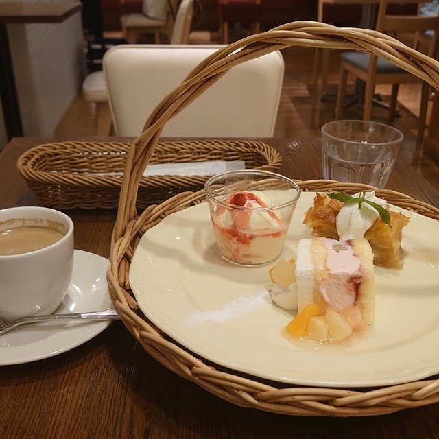 アフタヌーンティー・ティールーム 北千住ルミネ店（Afternoon Tea TEAROOM） - 北千住（カフェ）の写真（食べログが提供するog:image）