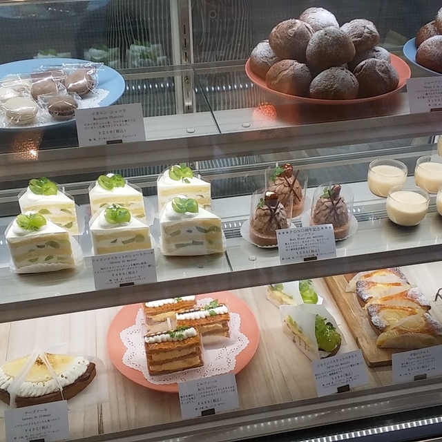 パティスリー ポノ Patisserie Pono 霞ケ浦 ケーキ 食べログ