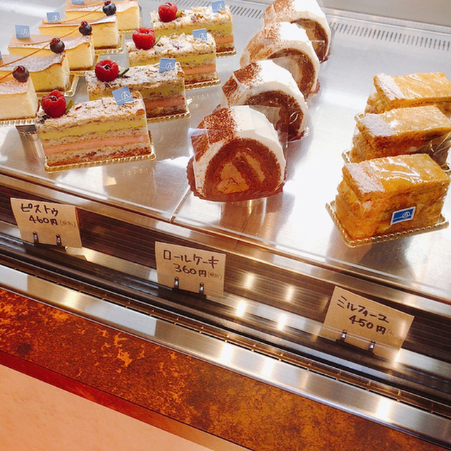 パティスリー アズュール Patisserie Azur 東別院 ケーキ 食べログ