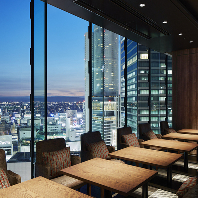 The Living Room with SKY BAR （ザ リビングルーム ウィズ スカイバー） 近鉄名古屋