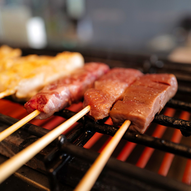 串焼きホルモン みかん 京橋/ホルモン [食べログ]