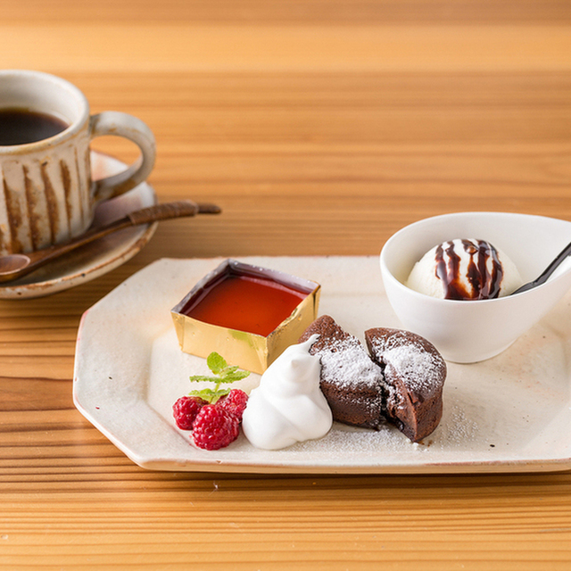 ランチメニュー ラシーヌホーム 針江 しょうずレストラン 新旭/カフェ [食べログ]