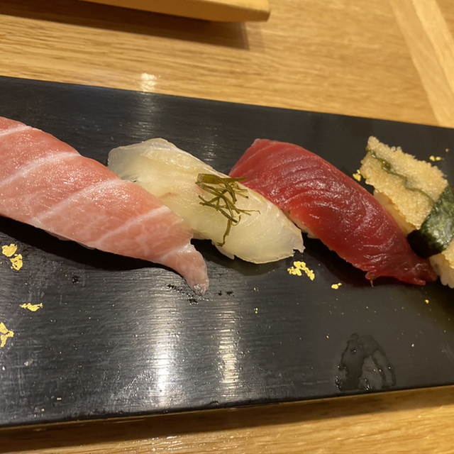 築地寿司岩 成田空港店（つきじすしいわ） - 成田空港（寿司）の写真（食べログが提供するog:image）