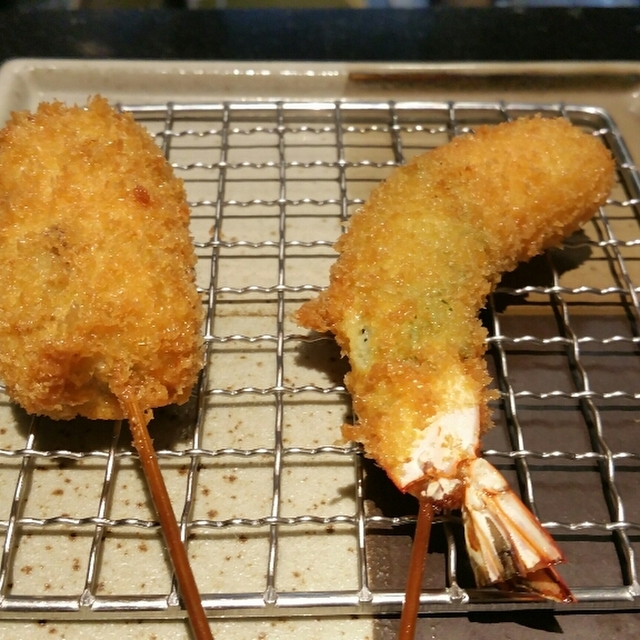 串はん 東京駅黒塀横丁店(くしはん) - 東京(串揚げ・串かつ)の写真(食べログが提供するog:image)