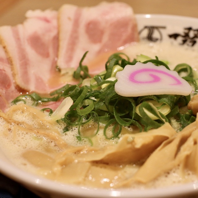 鶏そば 啜る 伏見はなれ Susuru 伏見 ラーメン 食べログ