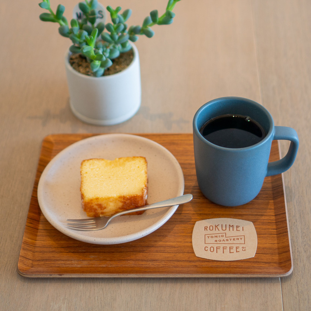 ロクメイコーヒー TOMIO ROASTERY（ROKUMEI COFFEE CO.） - 富雄（コーヒー専門店）の写真（食べログが提供するog:image）