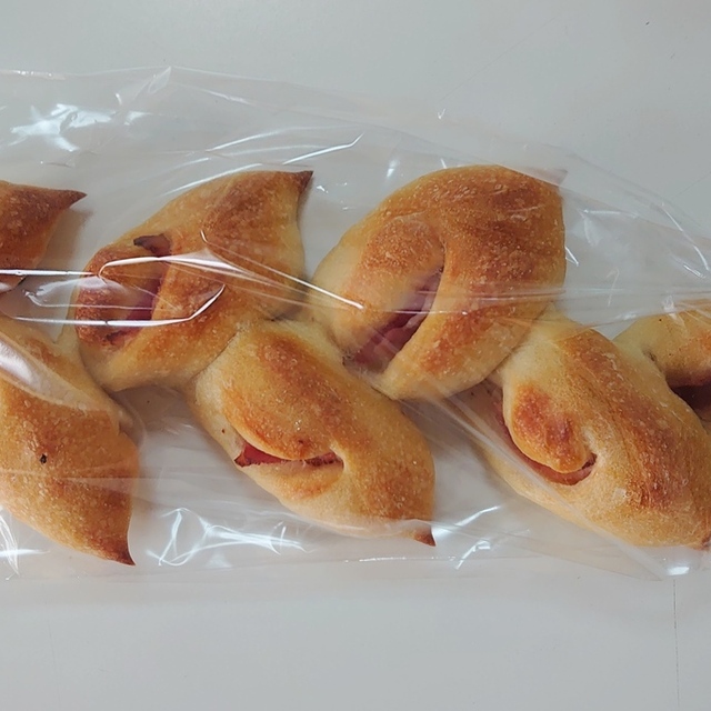 ぶんぶんベーカリー 新松戸 パン 食べログ