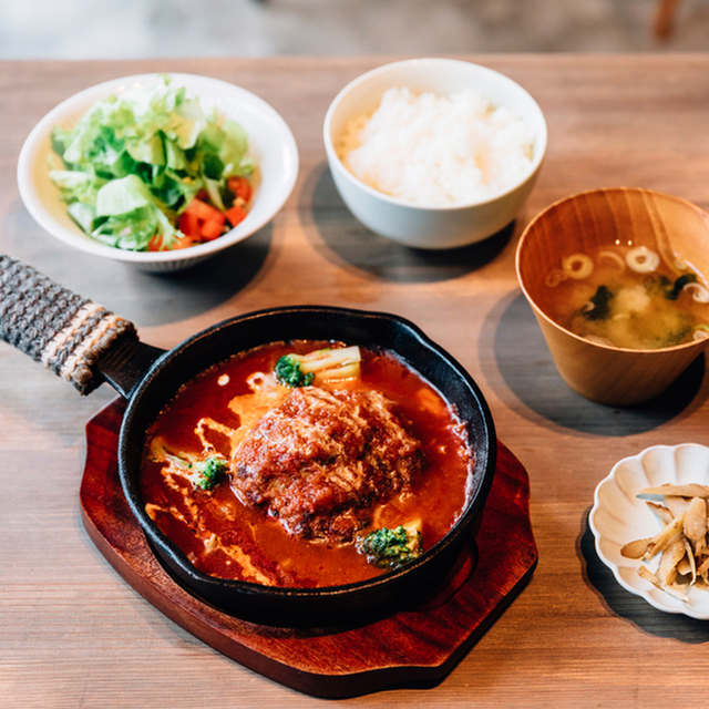 Cafe Bushwarbler 石動 カフェ ネット予約可 食べログ