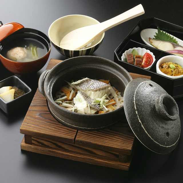 料理メニュー 鯛めし ちどり イオン各務原ショッピングセンター店 新加納 釜飯 食べログ