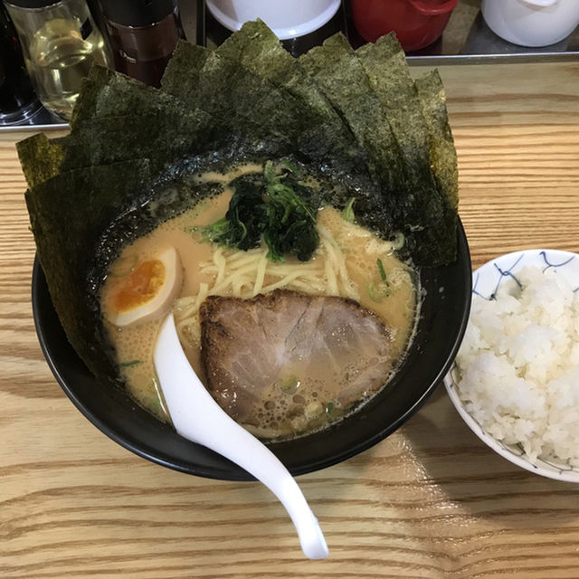 横浜家系らーめん 奏家 愛甲石田 ラーメン 食べログ