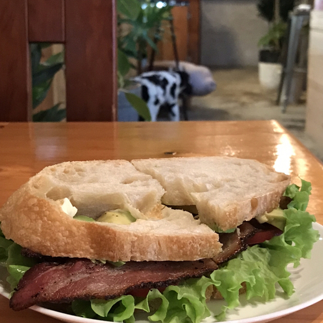 ベーコンバー ジャパン （Bacon Bar Japan） 沖縄市/ビアバー 食べログ