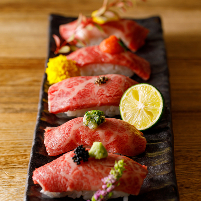 個室 霜降り肉寿司食べ放題 タテガミ 栄本店 栄 名古屋 馬肉料理 ネット予約可 食べログ