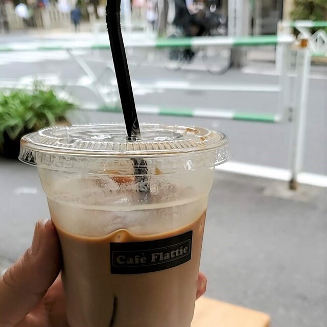 カフェ フラッティー ザ スタンド（Cafe Flattie THE STAND） - 北参道（カフェ）の写真（食べログが提供するog:image）