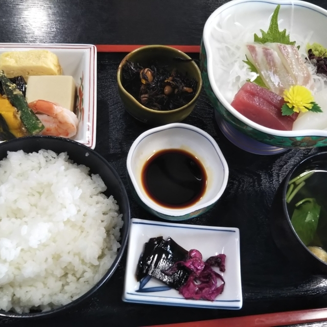伊勢屋 新八日市 定食 食堂 食べログ 伊勢屋 新八日市 定食 食堂 食べログ