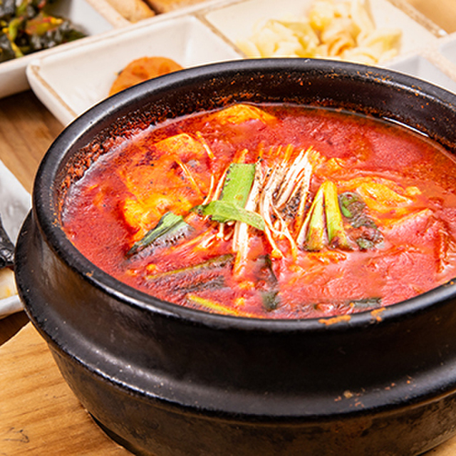 ランチメニュー : ビョルジャン 新大久保 （별잔） - 新大久保/韓国料理 | 食べログ ビョルジャン 新大久保 (新大久保/韓国料理)