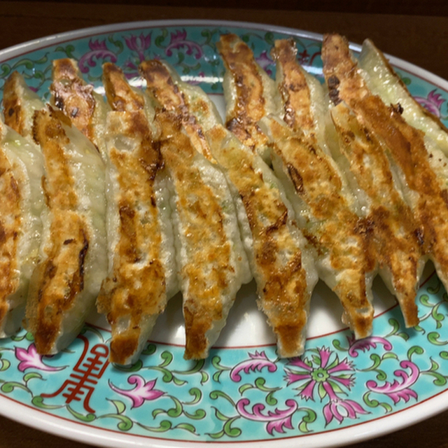 餃子専門店 としや 四條畷店 四条畷 餃子 食べログ