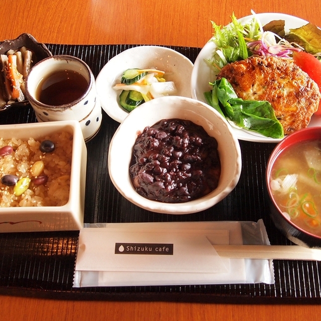 シズク カフェ スクール Shizuku Cafe School 安積永盛 カフェ 食べログ