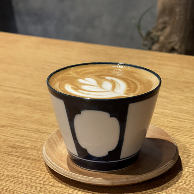 ハフ カフェ バー Hafh Cafe Bar めがね橋 カフェ 食べログ