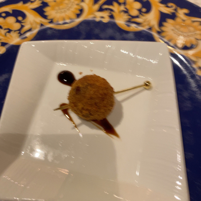結婚記念日のお祝いに何をする ディナーやプレゼント 年数別ごとの呼び方や違いについて解説 ヒトサラ