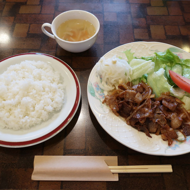 レトロ喫茶 ELLA & LOUIS(【旧店名】貴苑) - 白山(喫茶店)の写真(食べログが提供するog:image)