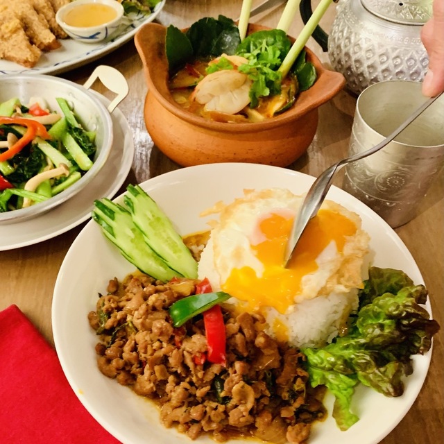 アジアンカフェ ダオタイランド Daothailand 中野 タイ料理 食べログ アジアンカフェ ダオタイランド Daothailand 中野 タイ料理 食べログ