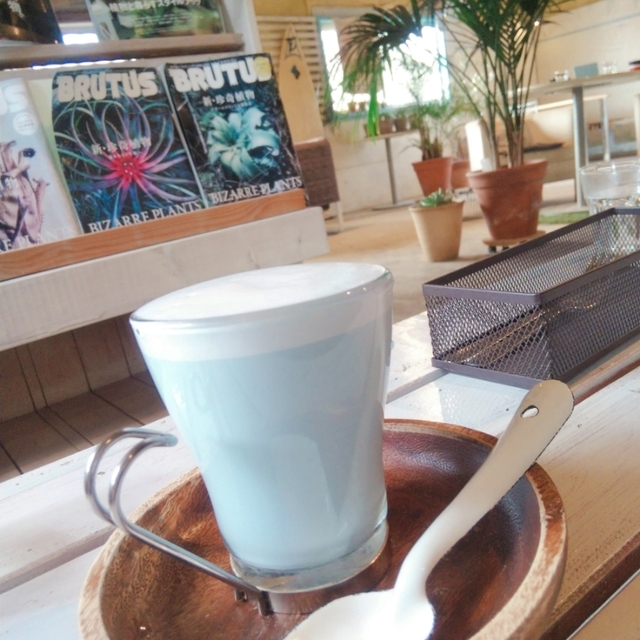 ブルーラインガレージカフェ 18 （Blue Line Garage Cafe 18） 上諏訪/カフェ [食べログ]