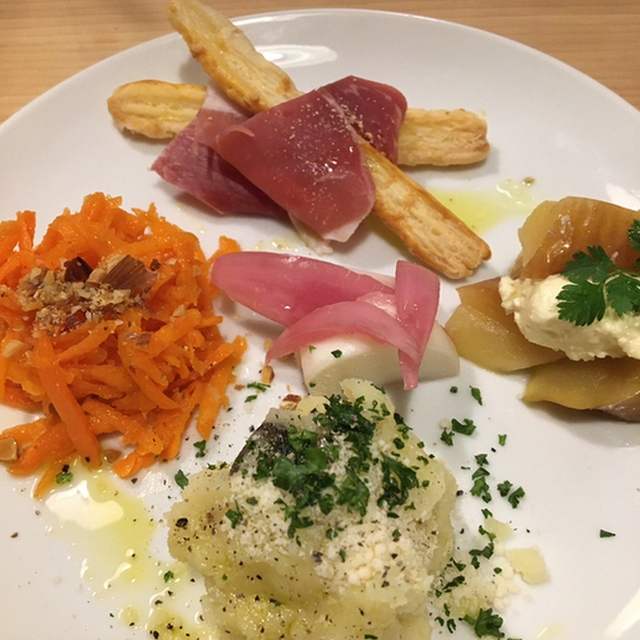 小鳥と苺 Bistro - 蒲田（ビストロ）の写真（食べログが提供するog:image）