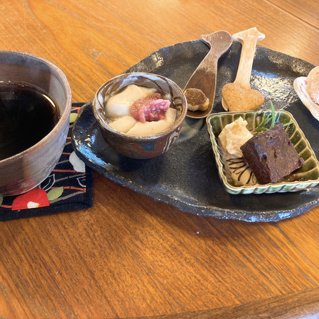 糀料理とビオスチームのお店 えん - 京終（カフェ）の写真（食べログが提供するog:image）