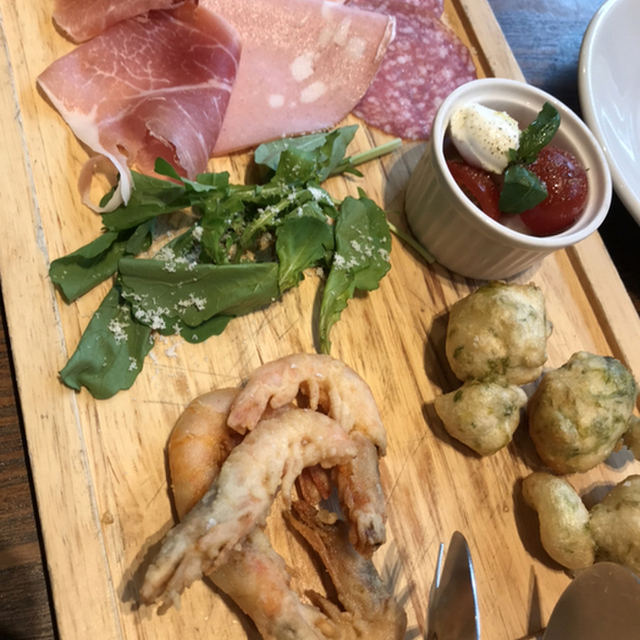 トラットリア ターヴォラ 御殿場プレミアムアウトレット店 Trattoria Tavola 御殿場 ピザ 食べログ トラットリア ターヴォラ 御殿場プレミアムアウトレット店 Trattoria Tavola 御殿場 ピザ 食べログ