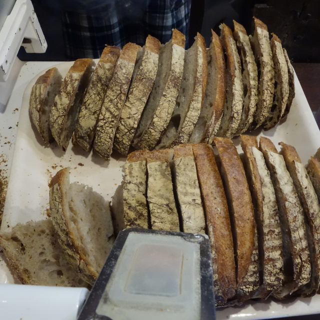 口コミ一覧 天然酵母パン オ フルニル デュ ボワ 八木山動物公園 パン 食べログ