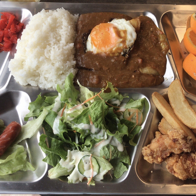 よこすか三大グルメのお店 よこすかグルメ艦隊 汐入 カレーライス 食べログ