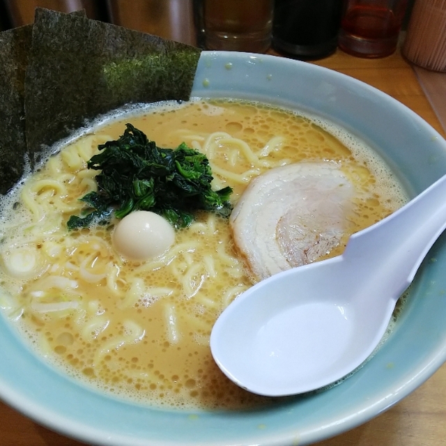 横浜家系ラーメン 魂心家 大阪高槻店 コンシンヤ 高槻市 ラーメン 食べログ