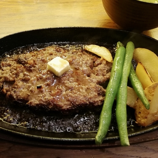 ヴィア ビア オオサカ（VIA BEER OSAKA） - 新大阪（ビアホール・ビアレストラン）の写真（食べログが提供するog:image）